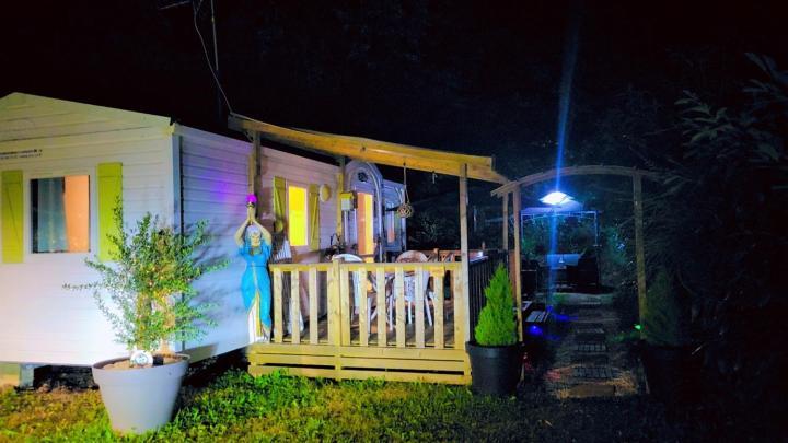Camping Marvilla Parks -Parc Des Roches 91530 Saint-Chéron 외부 사진